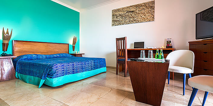 Hotel La Madrague Дакар Экстерьер фото