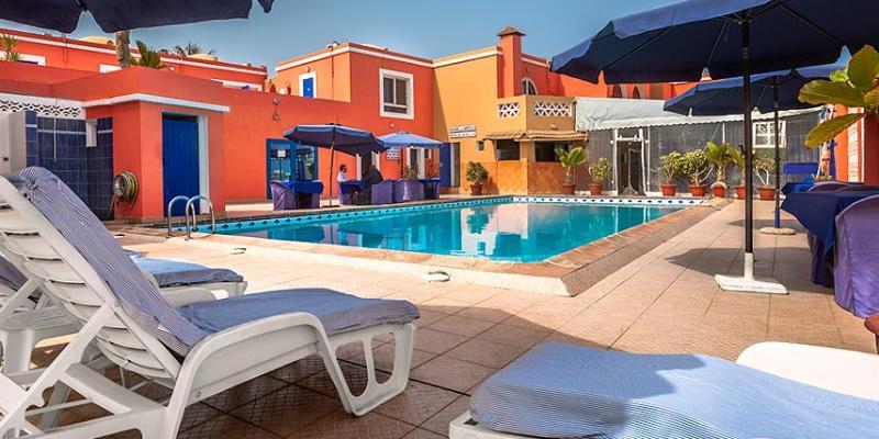 Hotel La Madrague Дакар Экстерьер фото